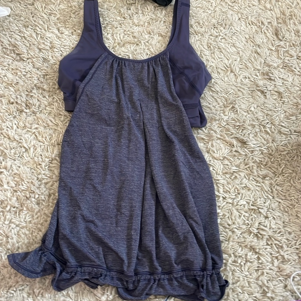 Lululemon workout top with built in bra and elastic band at the waist